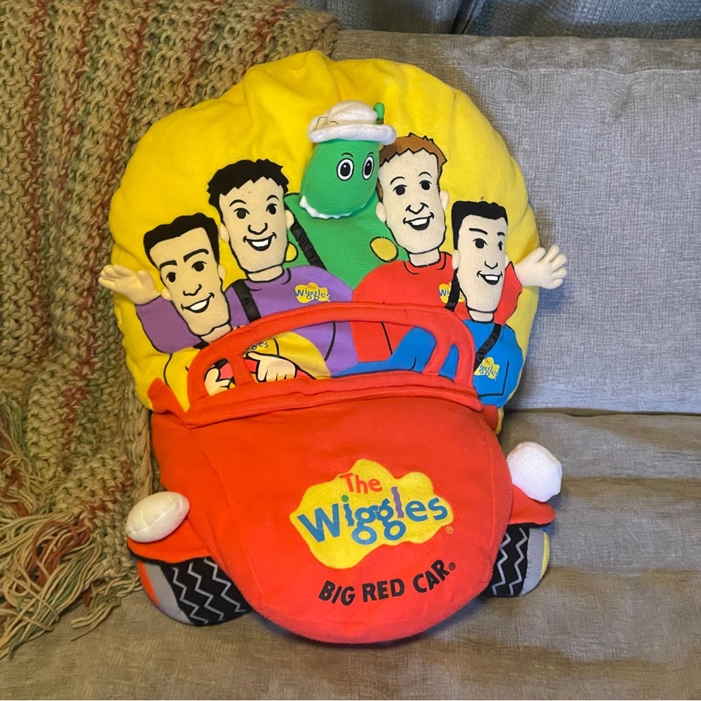Vintage 2004 The Wiggles Big Red Car Pillow Soft Decorative Cushion Plush 3d